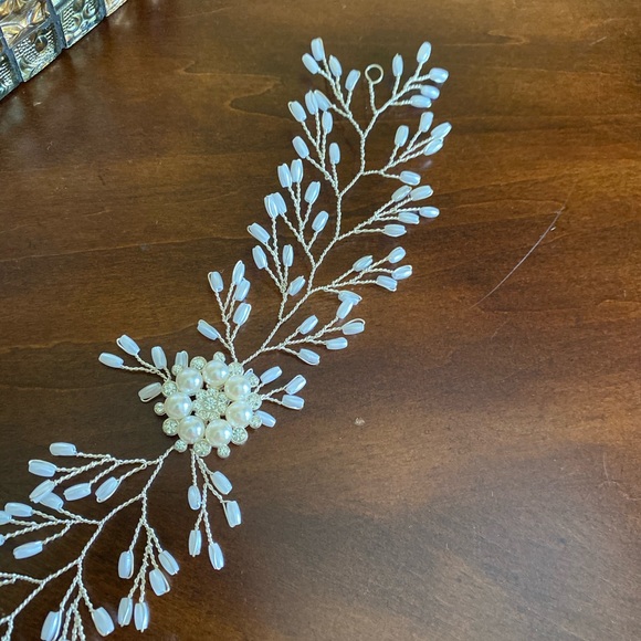 ‼️Free Crown When You Buy Special Occasion Dress/Jumpsuit ‼️ - Picture 4 of 6